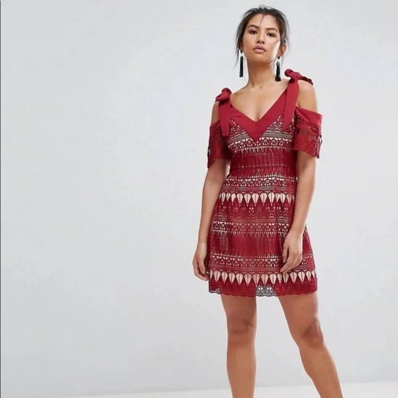Keepsake The Label Walk On By Maroon Red Lace Mini Dress - Picture 1 of 11